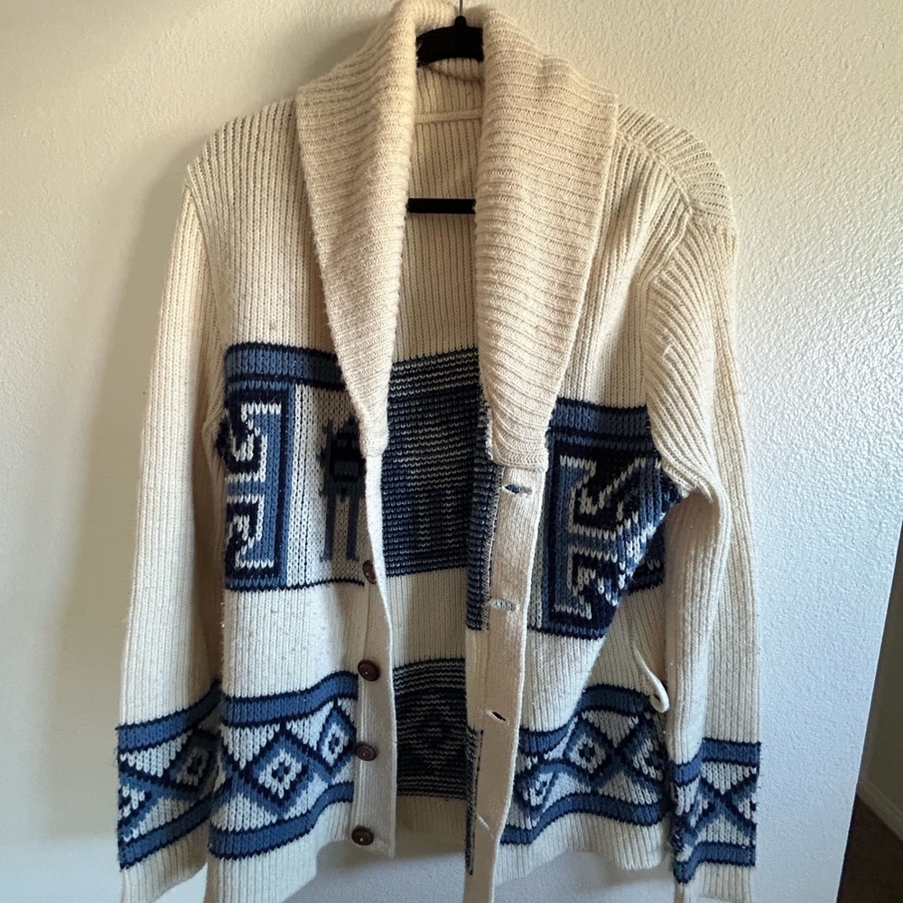 Warm Cardigan Sweater with Belt